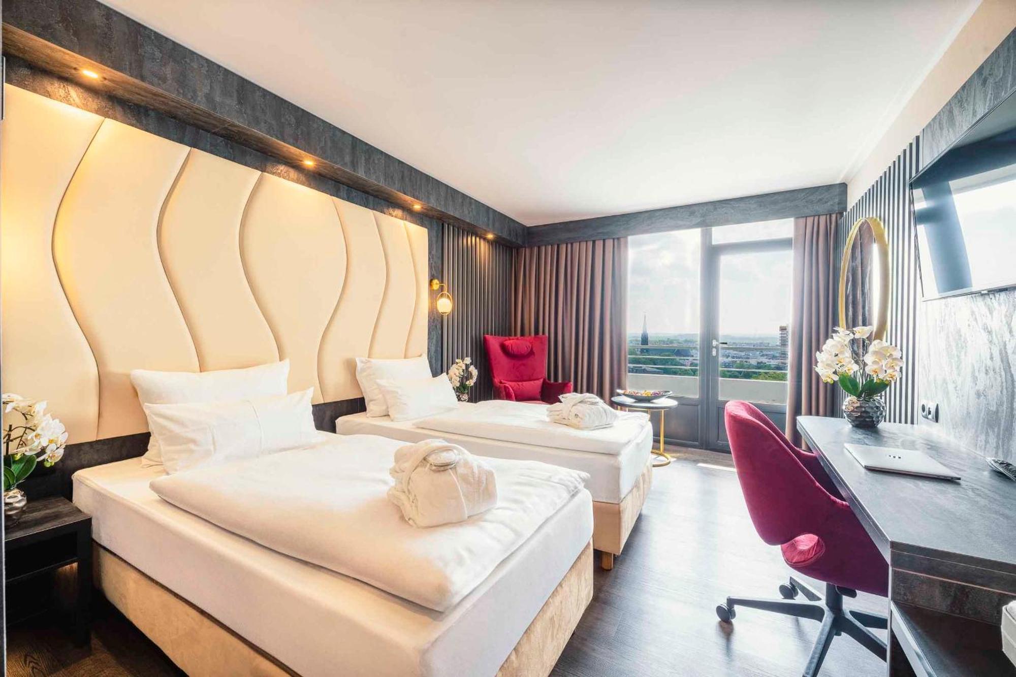 Plaza Hotel Гелзенкирхен Екстериор снимка