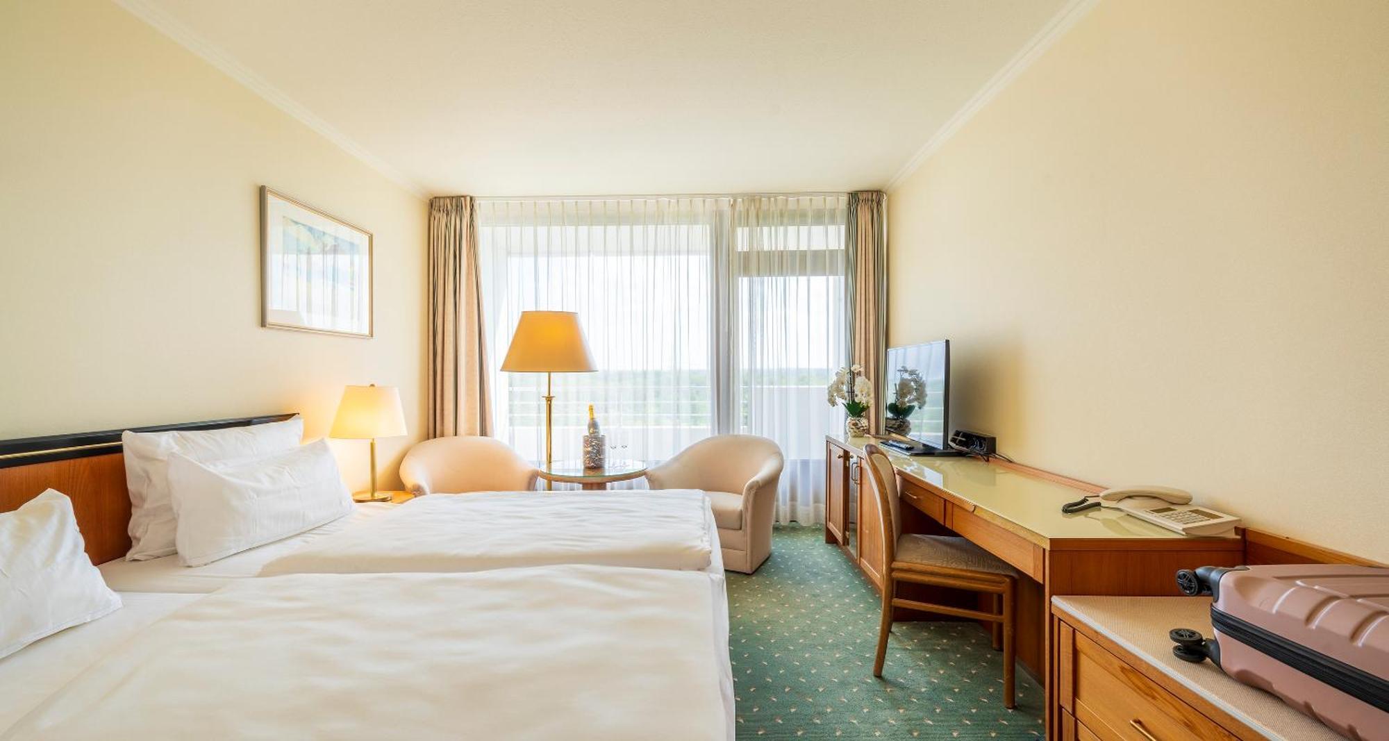 Plaza Hotel Гелзенкирхен Екстериор снимка